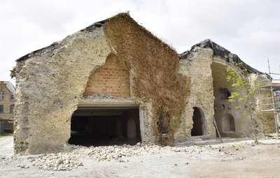 Restauratie Bommevrij in Nieuwpoort: intensieve gevelwerken en structurele consolidatie volop aan de gang