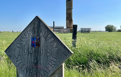 Nieuwpoort schenkt iconische fabrieksschoorsteen Ramskapelle aan Herita vzw