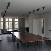 Polyvalente zaal met tuin en keuken